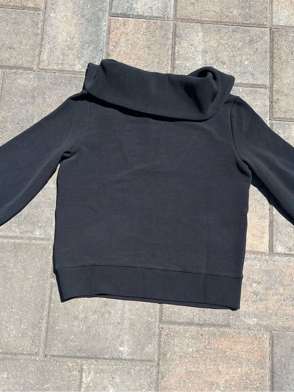 Varley NWT Vine Half-Zip Pullover Black Small - Picture 12 of 13